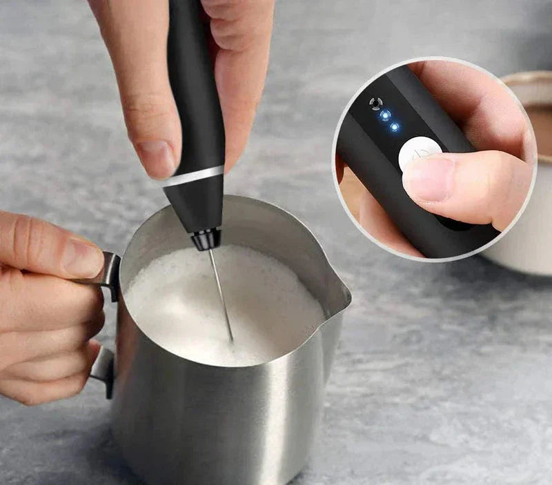 Elektrischer 3 in 1 Milchaufschäumer USB Handmixer und Schneebesen