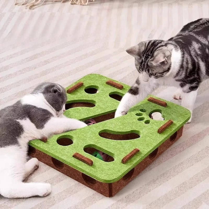 Rundes interaktives Katzenspielzeug mit Bällen